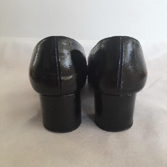 Prada - Saffiano Pumps US 8 | IT 38 - Picture 4 of 6